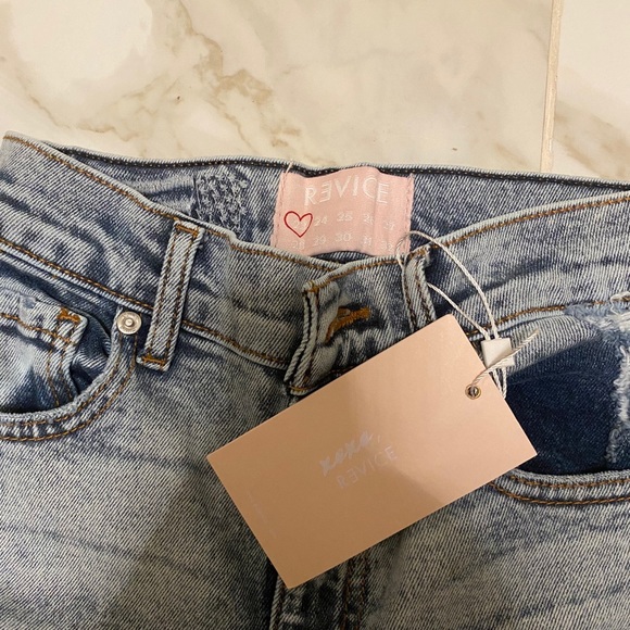 NWT REVICE jeans SIZE 23 - Picture 3 of 4